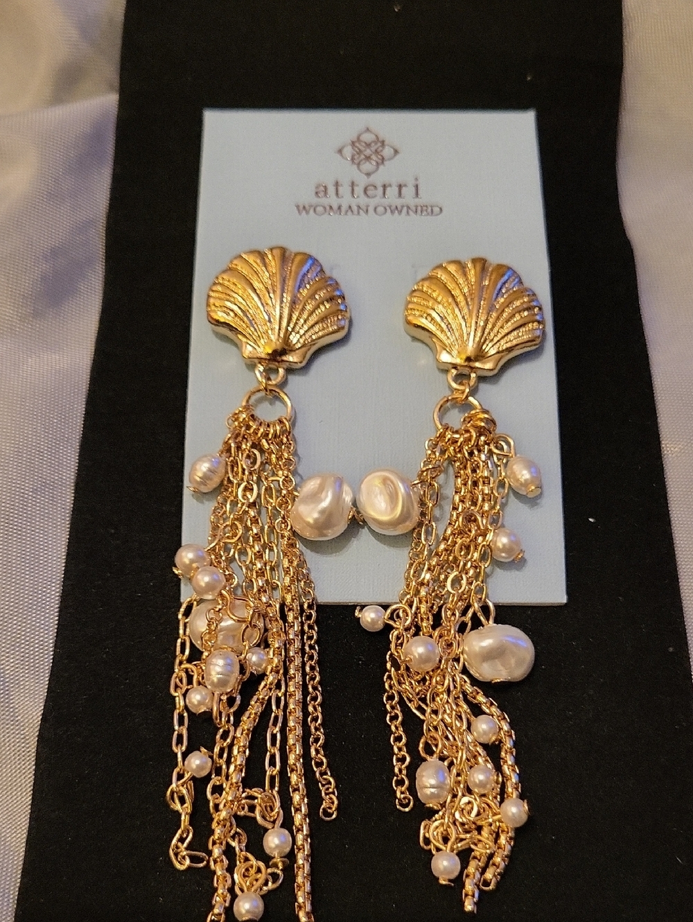 ATTERRI Gold Shell & Pearl Tassel Drop Earrings BNWT TL